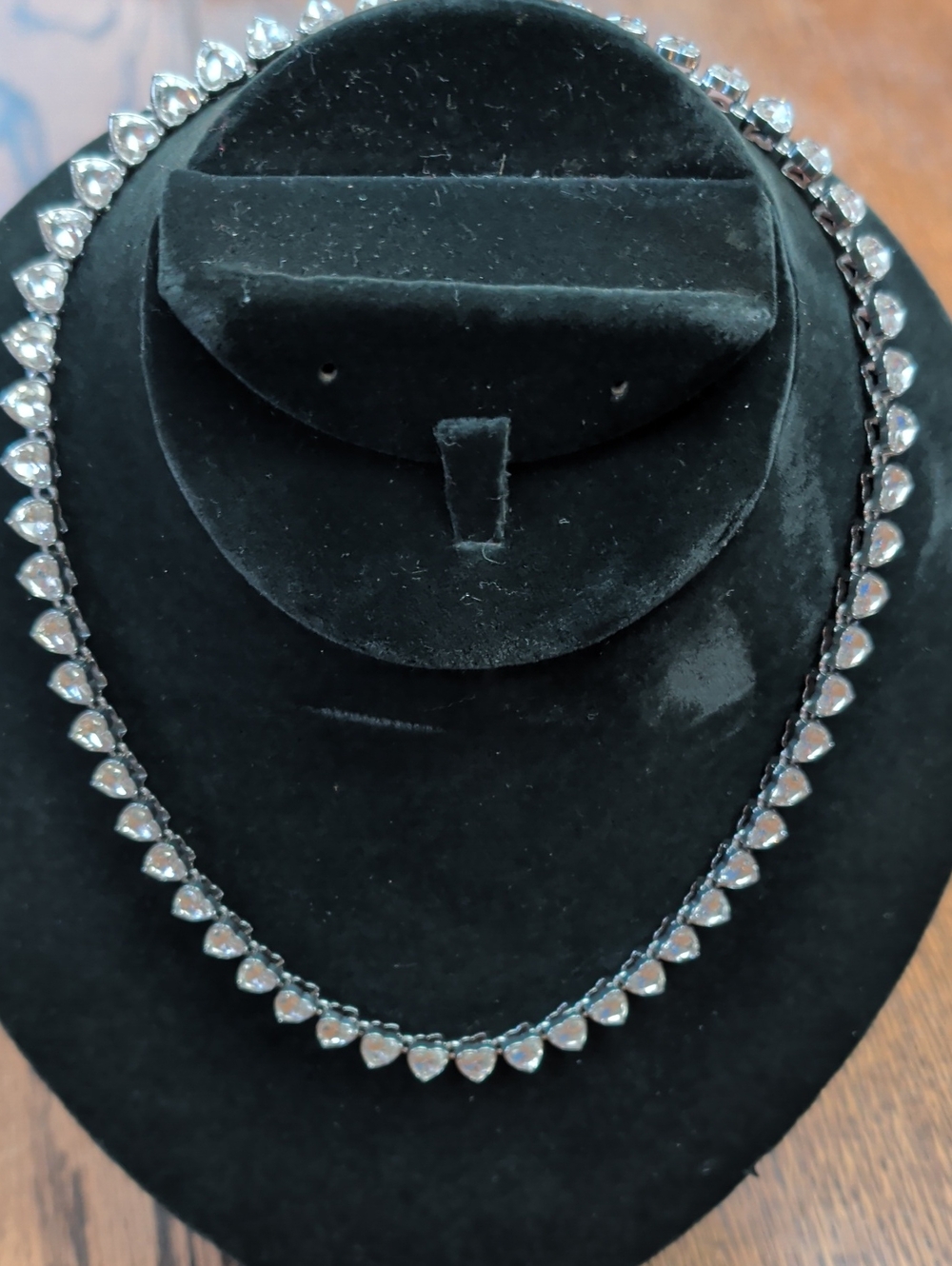 NWOT (273) White Gold Plated Heart Crystal Tennis Necklace